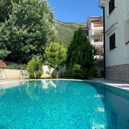 Lastochka.Mne Apartments Baošići Kültér fotó