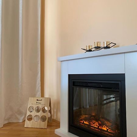Lastochka.Mne Apartments Baošići Kültér fotó