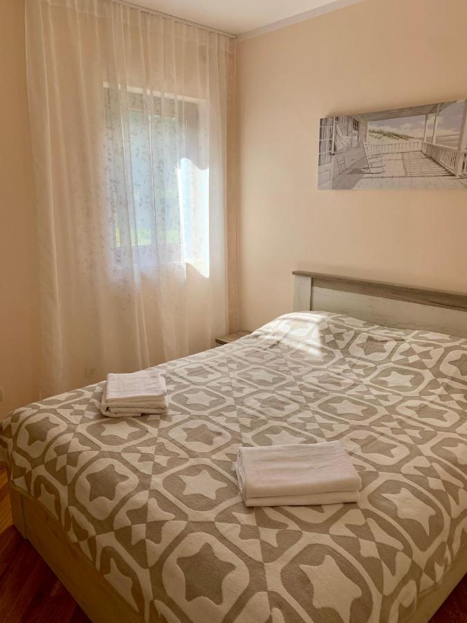 Lastochka.Mne Apartments Baošići Kültér fotó