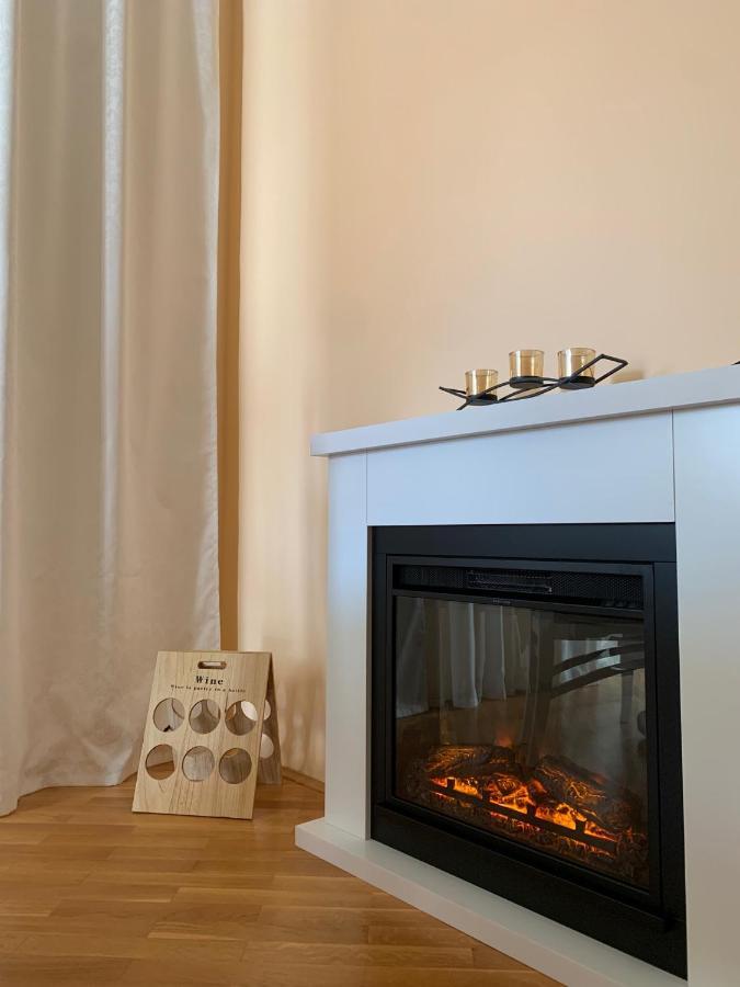 Lastochka.Mne Apartments Baošići Kültér fotó